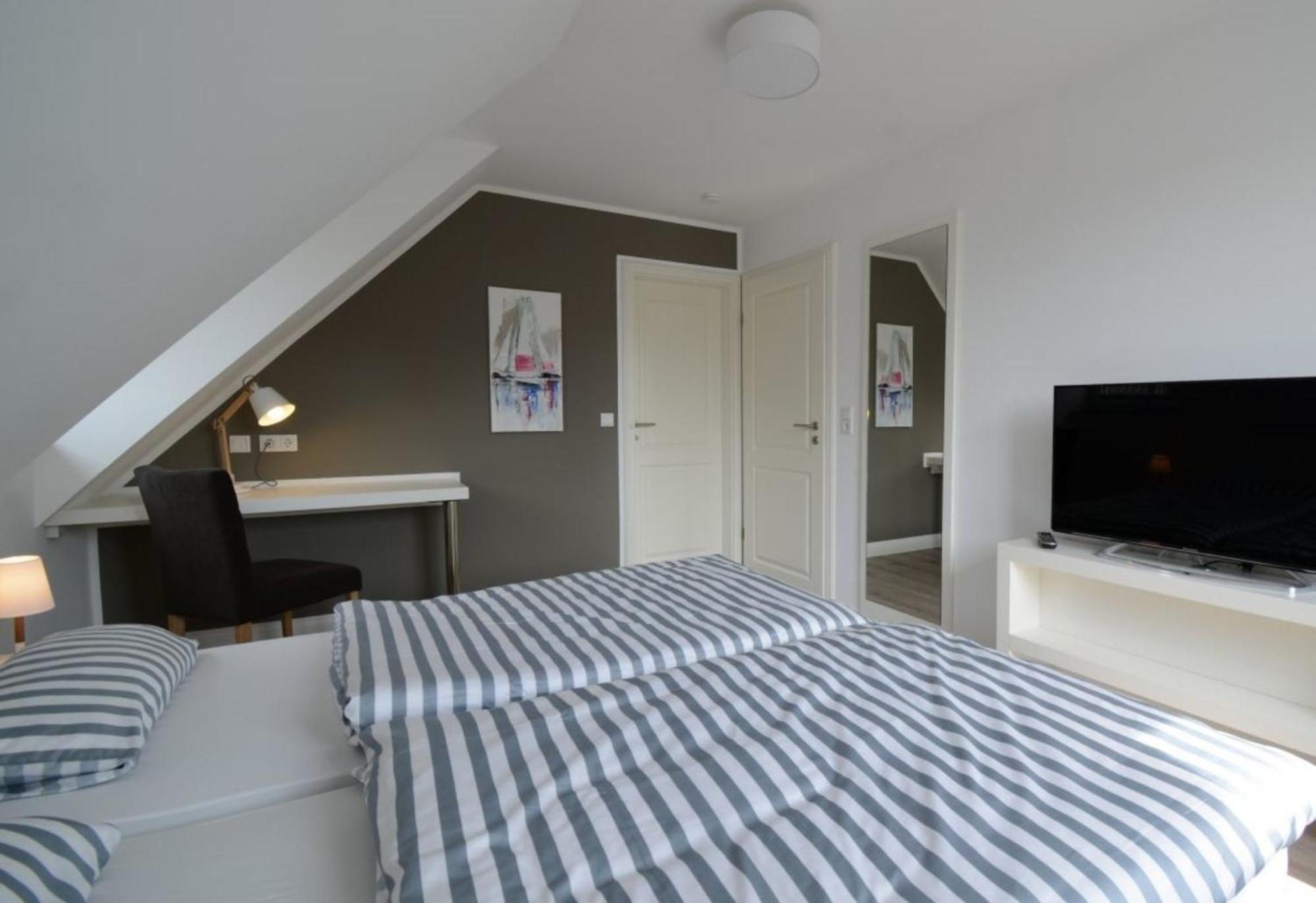 Haus Veronika Links Wyk auf Föhr Buitenkant foto